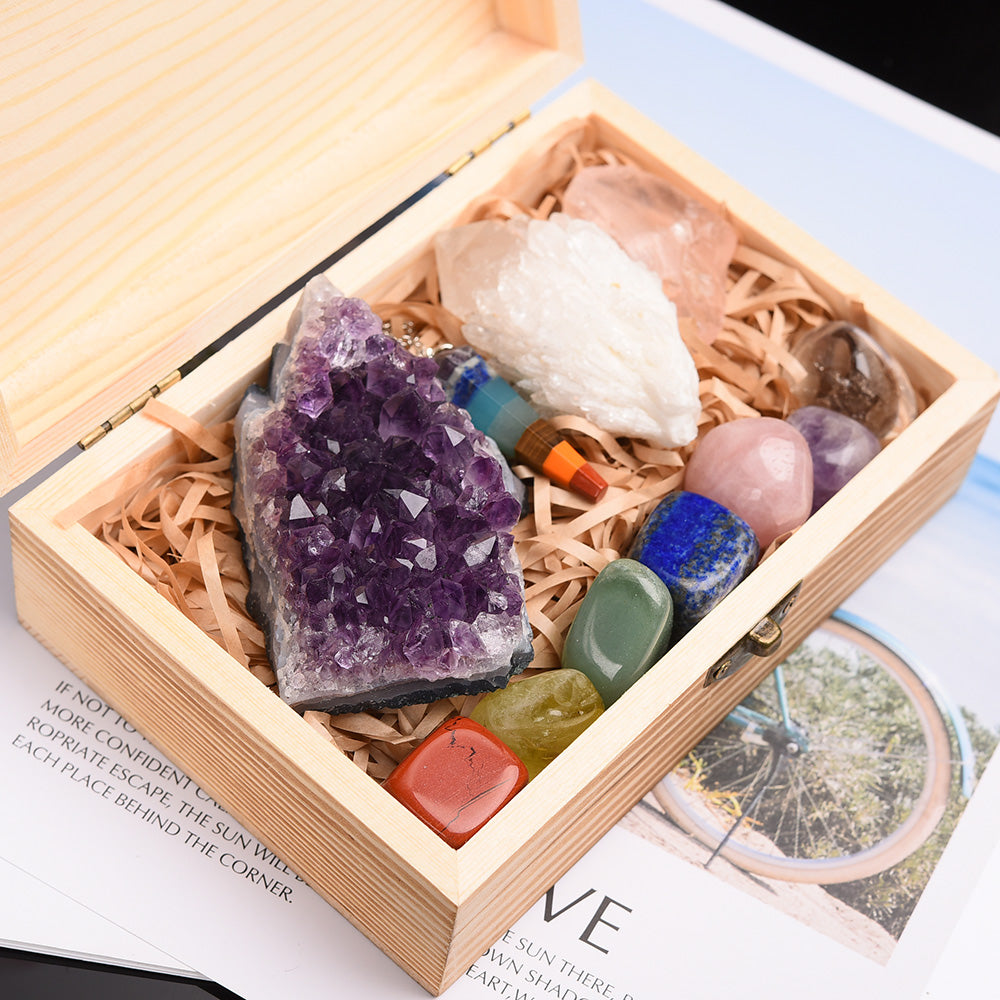 This 11 piece crystal kit is packaged to include an amethyst cluster, clear quartz cluster, raw rose quartz, a dowsing pendulum and 7 tumbled crystals. Although each crystal is unique, all natural crystals vary in shape, size and colour. Neometacosmic.com